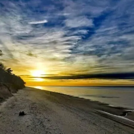 In Uk Cin Near Baltic Sea * Łukęcin